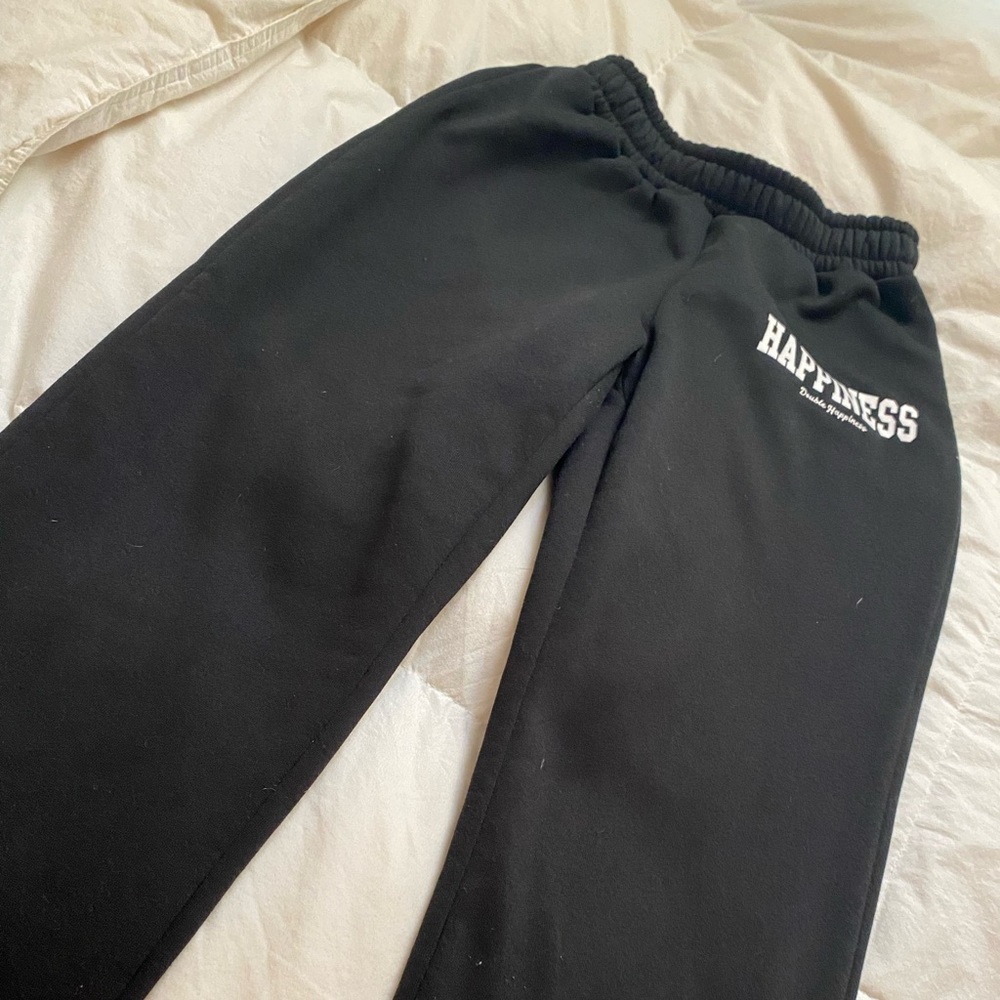 black jogger sweatpants